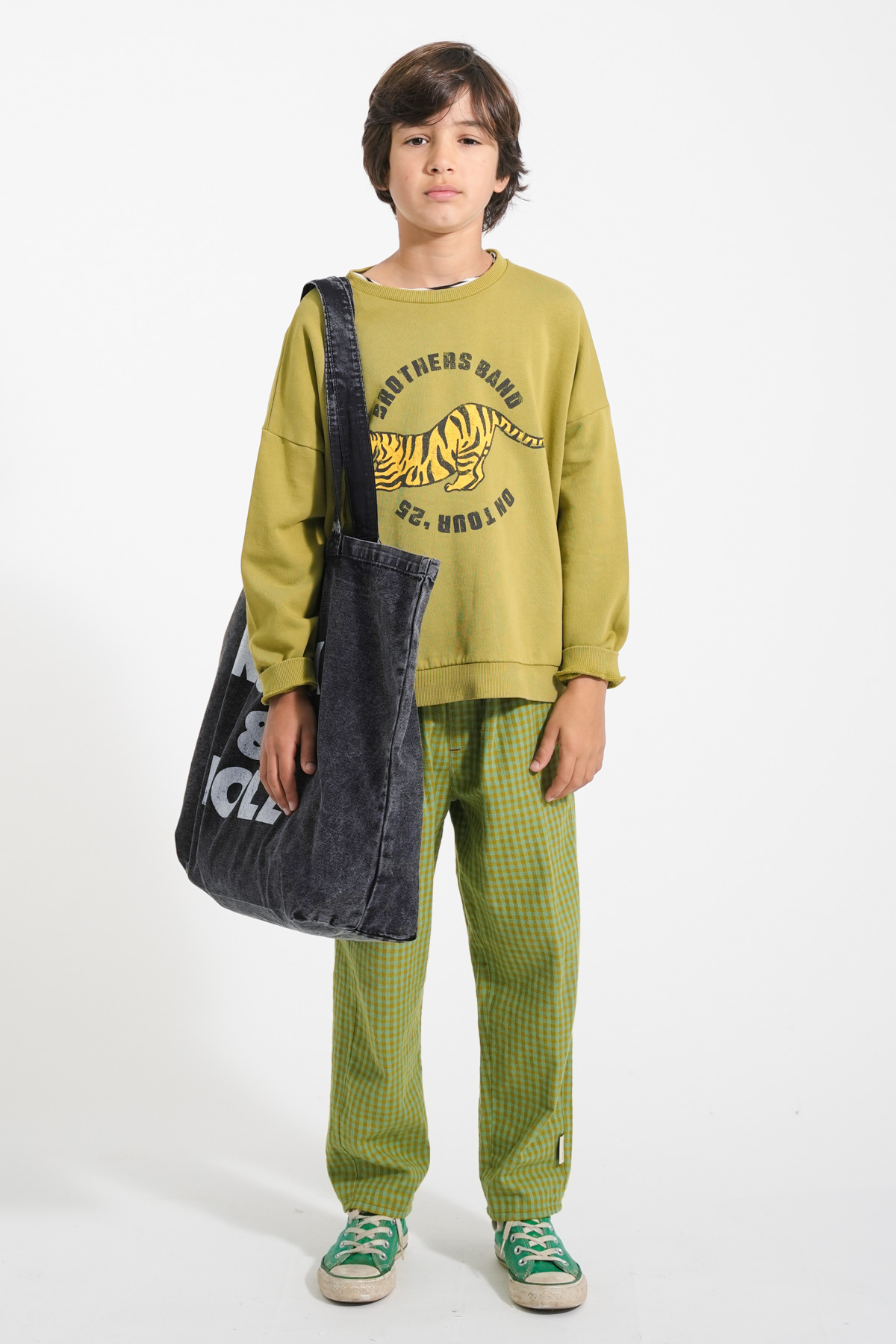 aw25-un2501a-k-4.jpg
